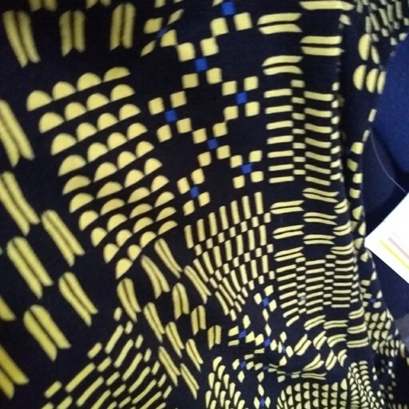 LuLa Roe Perfect - Picture 2 of 3